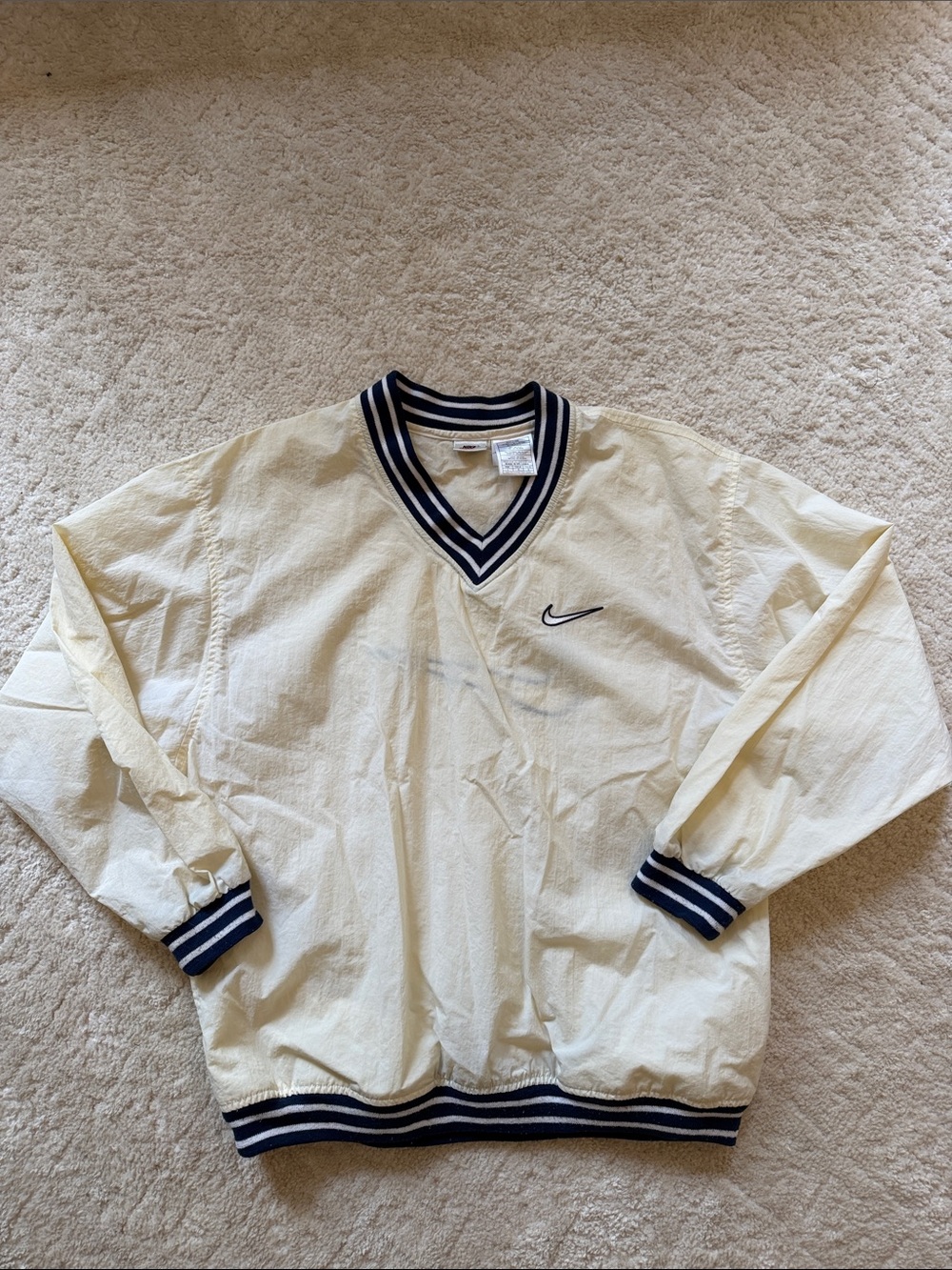Vintage Nike Men’s Cream Pullover Windbreaker with Navy Striped Trim
